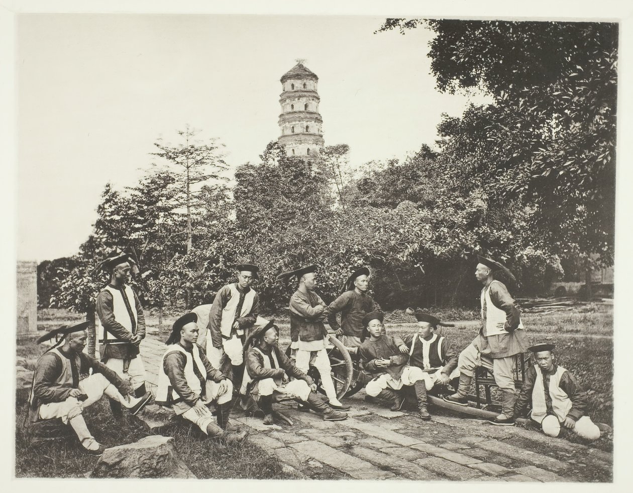 Tartarensoldaten, um 1868 von John Thomson