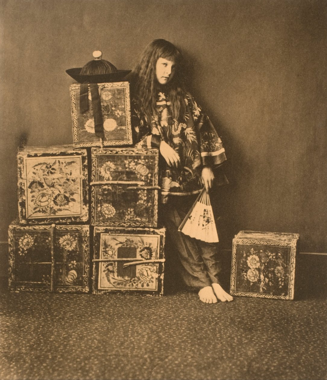 Xie Kitchin als "Ein Chinese" von Lewis Carroll