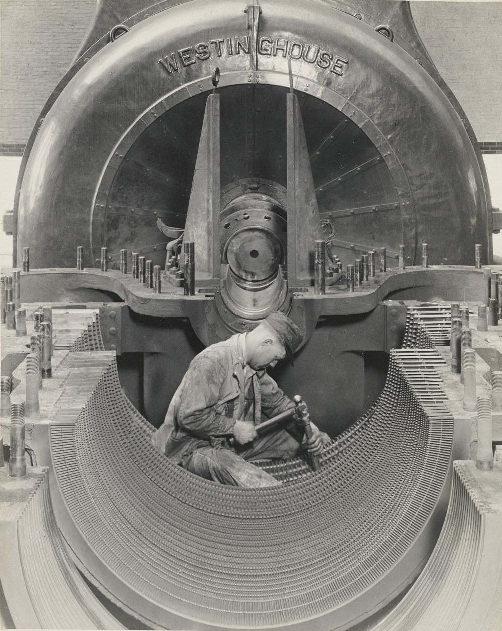 Herz der Turbine von Lewis W. Hine