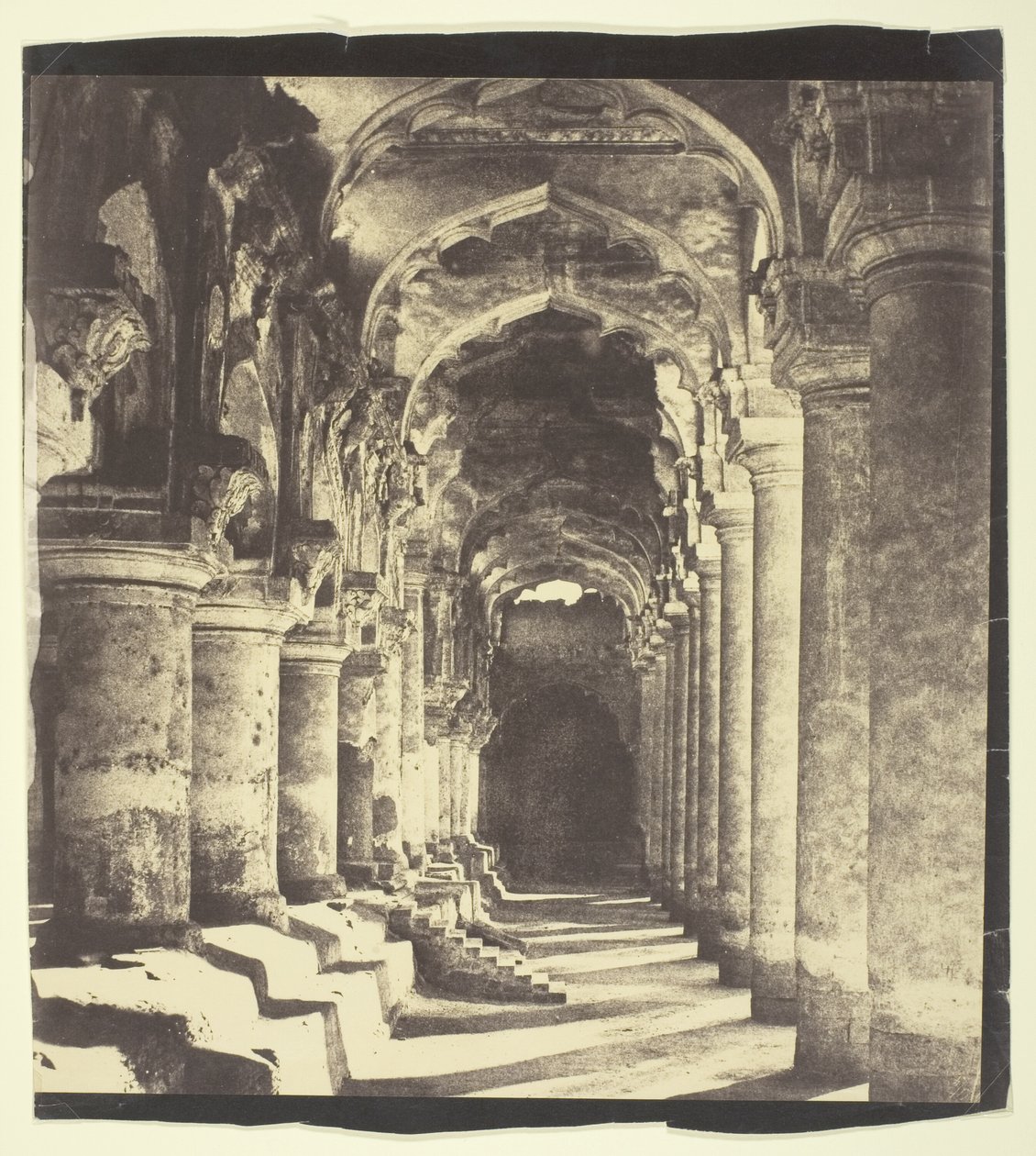 Arkade im Innenhof von Linnaeus Tripe