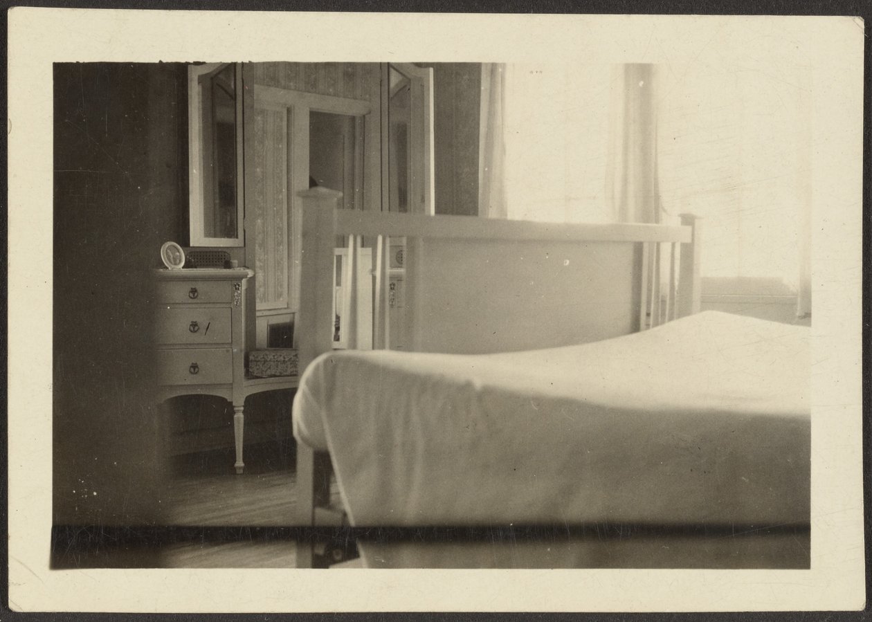 [Schlafzimmer Innenansicht] von Louis Fleckenstein