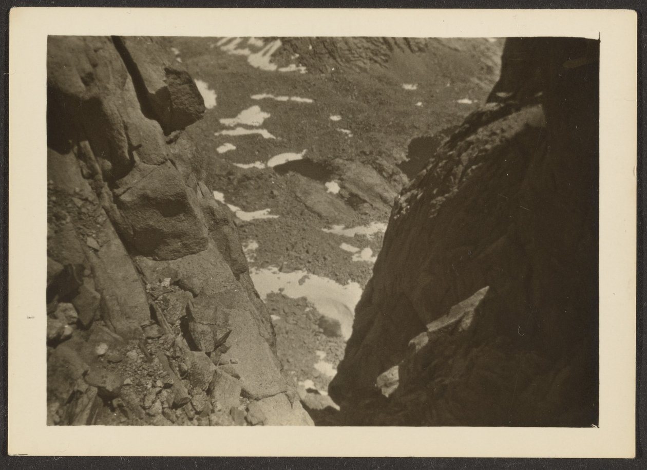 Tal-Landschaft von oben von Louis Fleckenstein