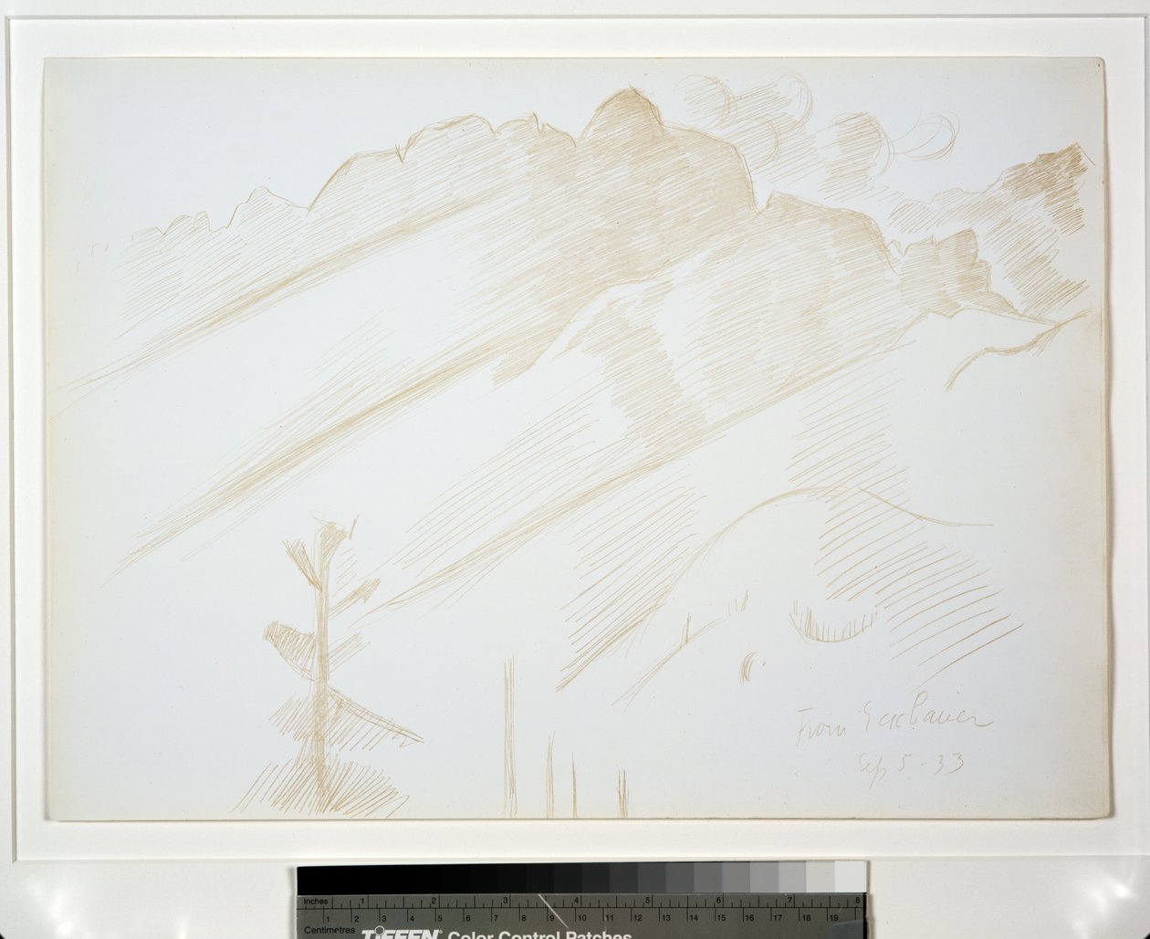 Berglandschaft mit Wolken und Bäumen von Marsden Hartley