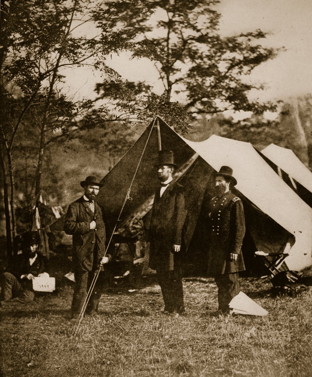 Präsident Lincoln in Sharpsburg, Oktober 1862 von Mathew B. Brady