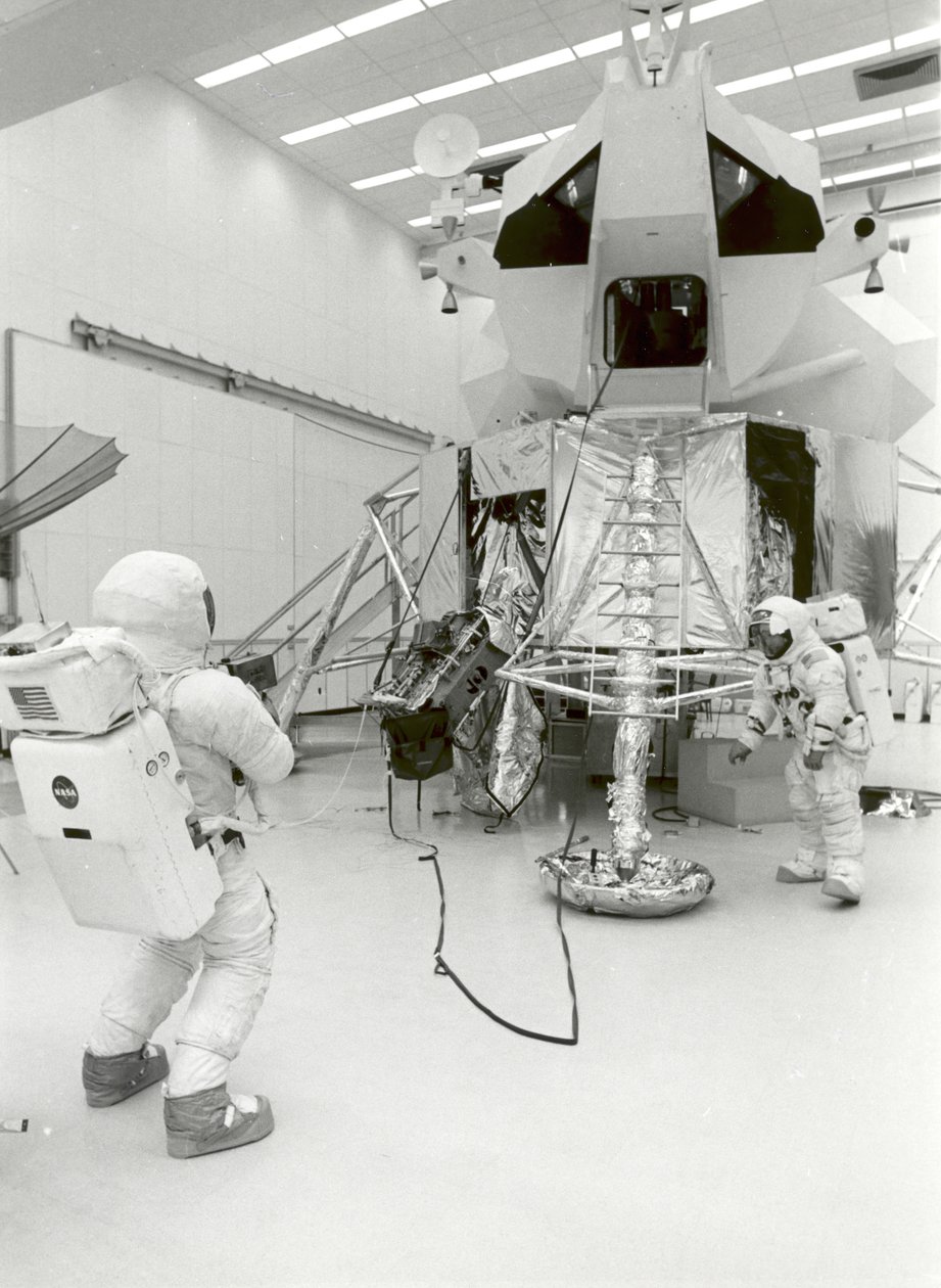 Apollo 13 - NASA, 1970 von NASA Images