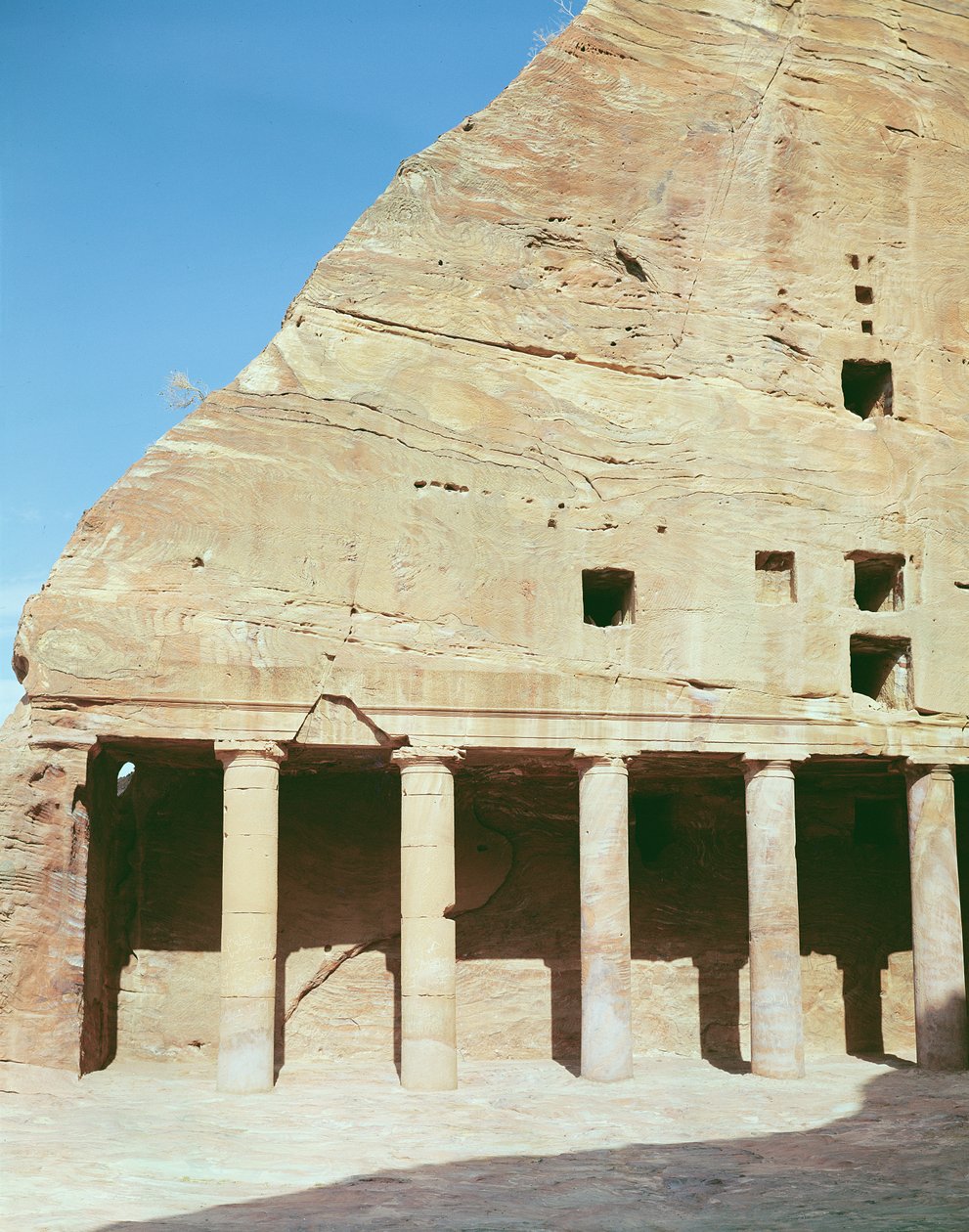 Ansicht einer seitlichen Kolonnade von Nabatean