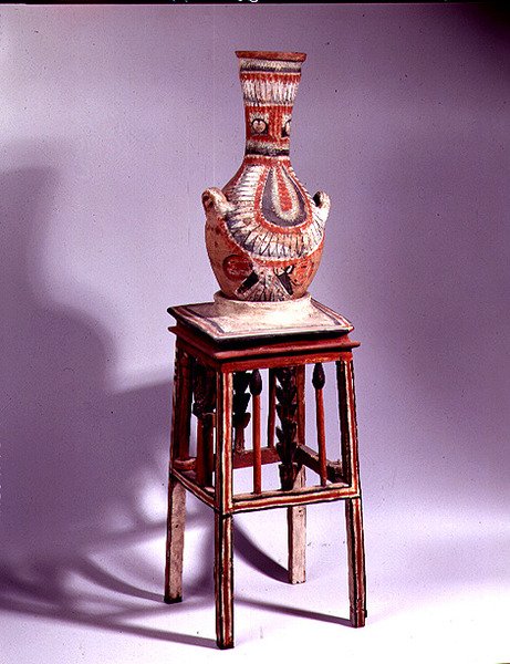 Vase auf einem Hocker von New Kingdom Egyptian