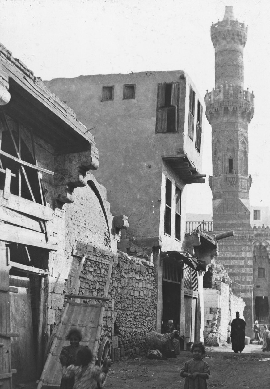 Eine Straße in Kairo, Ägypten, um 1890 von Newton and Co