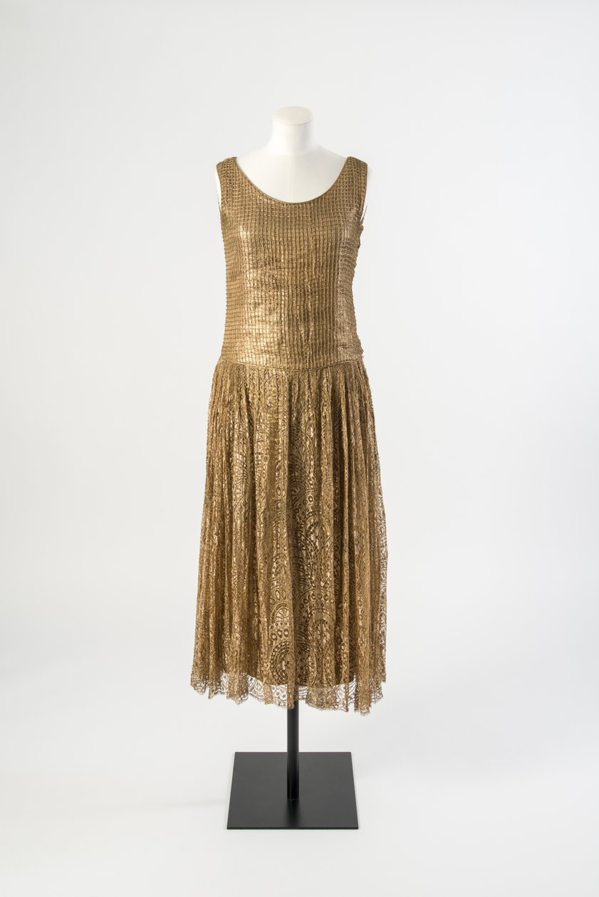 Goldenes Seidenlamé-Abendkleid mit Gittermieder und Goldspitzenrock, späte 1920er Jahre von Paul Poiret