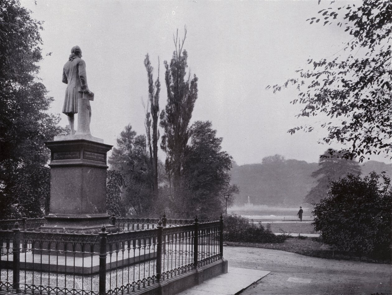 Leipzig: Rosental-Partie mit Gellert-Denkmal von Photographer German