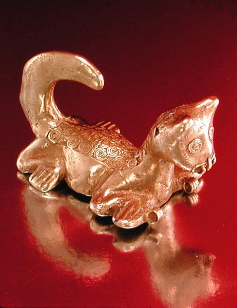 Ein Sinu Jaguar Anhänger von Pre Columbian Pre Columbian