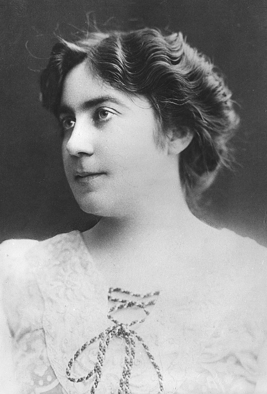 Louise-Léonie Grandjean von Reutlinger Studio