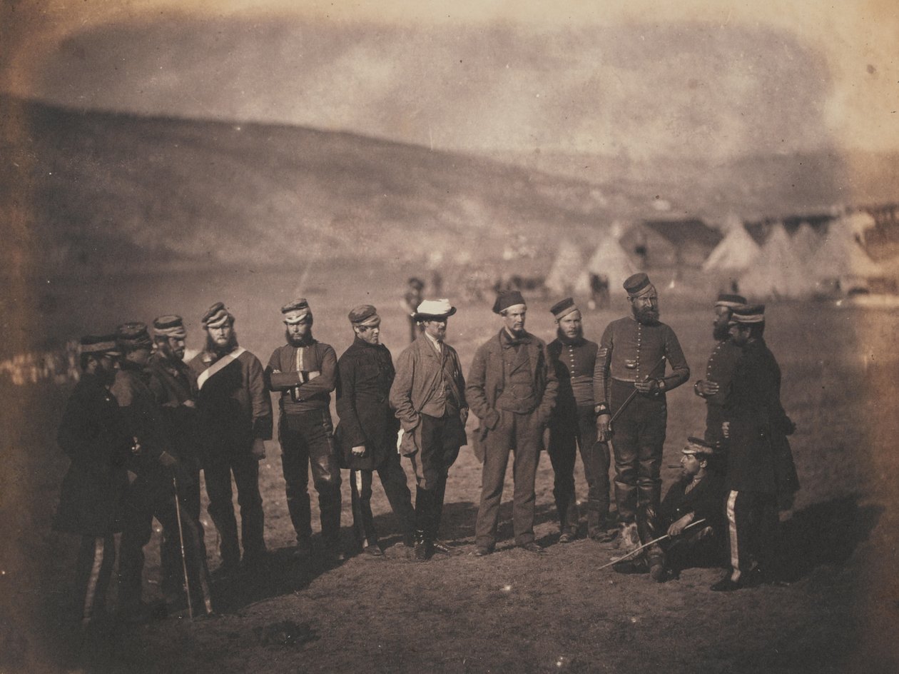 Major Adolphus William Desart Burton und Offiziere des 5. Dragonerregiments im Krimkrieg, aus einem Album mit 52 Fotografien zum Krimkrieg von Roger Fenton