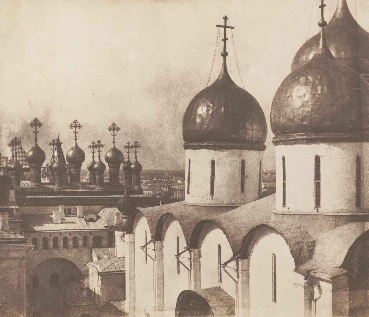 Moskau, Kuppeln der Kirchen im Kreml von Roger Fenton