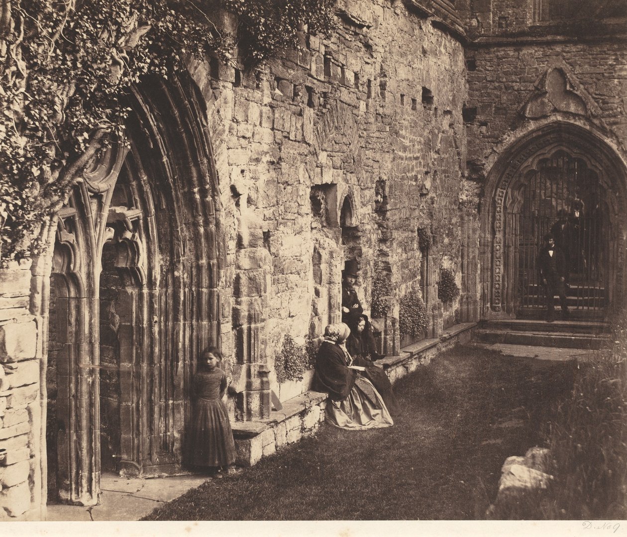 Die Kreuzgänge, Tintern Abbey von Roger Fenton