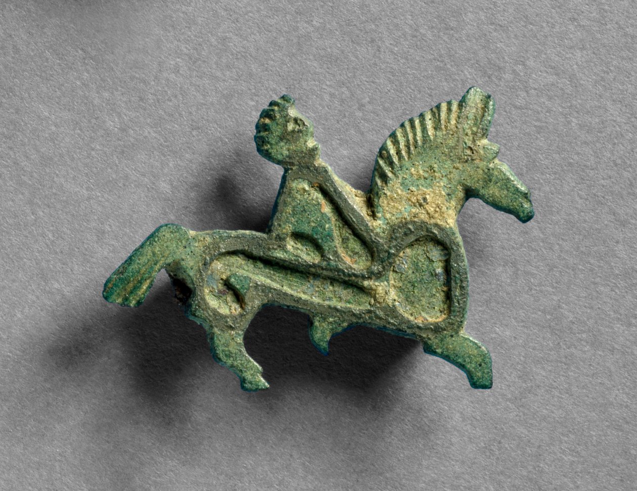 Brosche in Form von Pferd und Reitern (Detail) von Roman