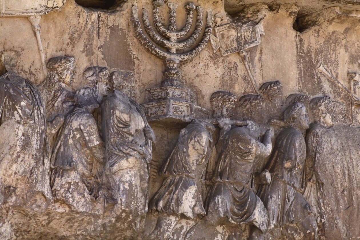 Der Titusbogen, Detail der Tempelschätze, die nach der Plünderung Jerusalems im Jahr 70 n. Chr. getragen werden, 81 n. Chr. (Stein) von Roman
