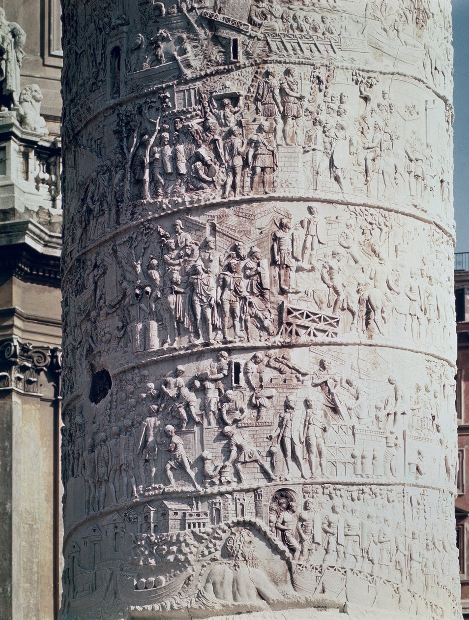 Der Kampf gegen die Daker, Detail von Trajanssäule, 113 n. Chr. (Kalkstein) von Roman