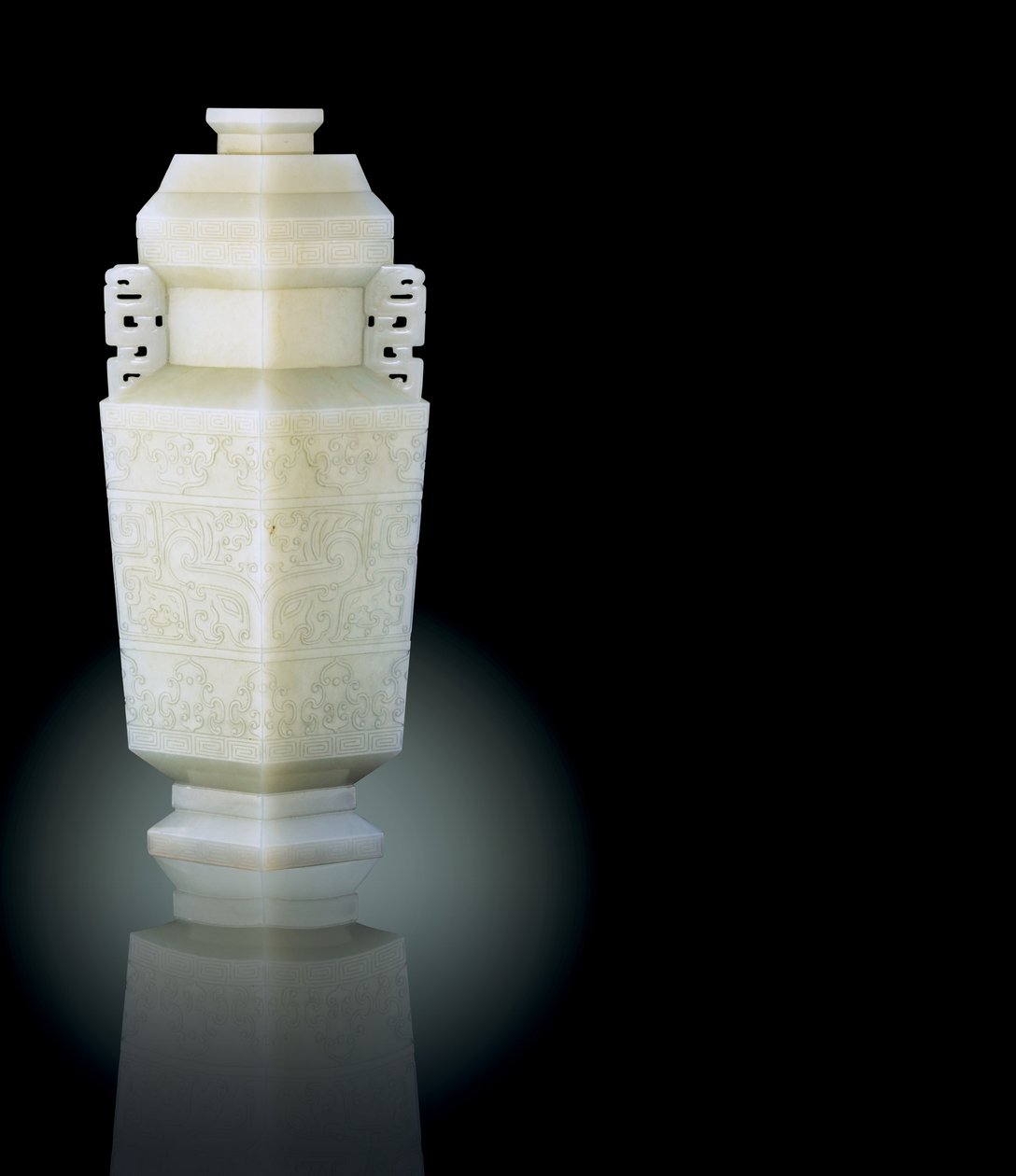Vase und Deckel (weißer Jade) von School Chinese
