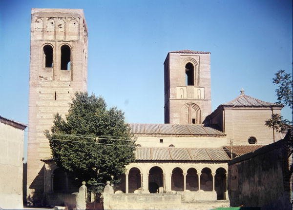 Ansicht der Kirche San Martin von Spanish School