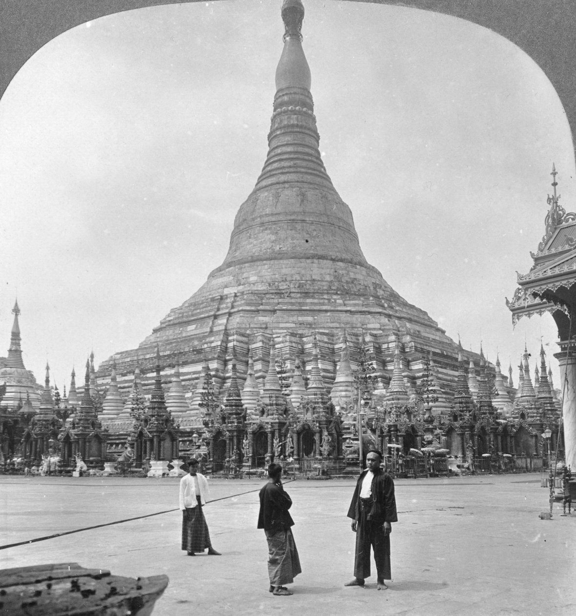 Shwedagon-Pagode, Rangun, Birma von Stereo Travel Co