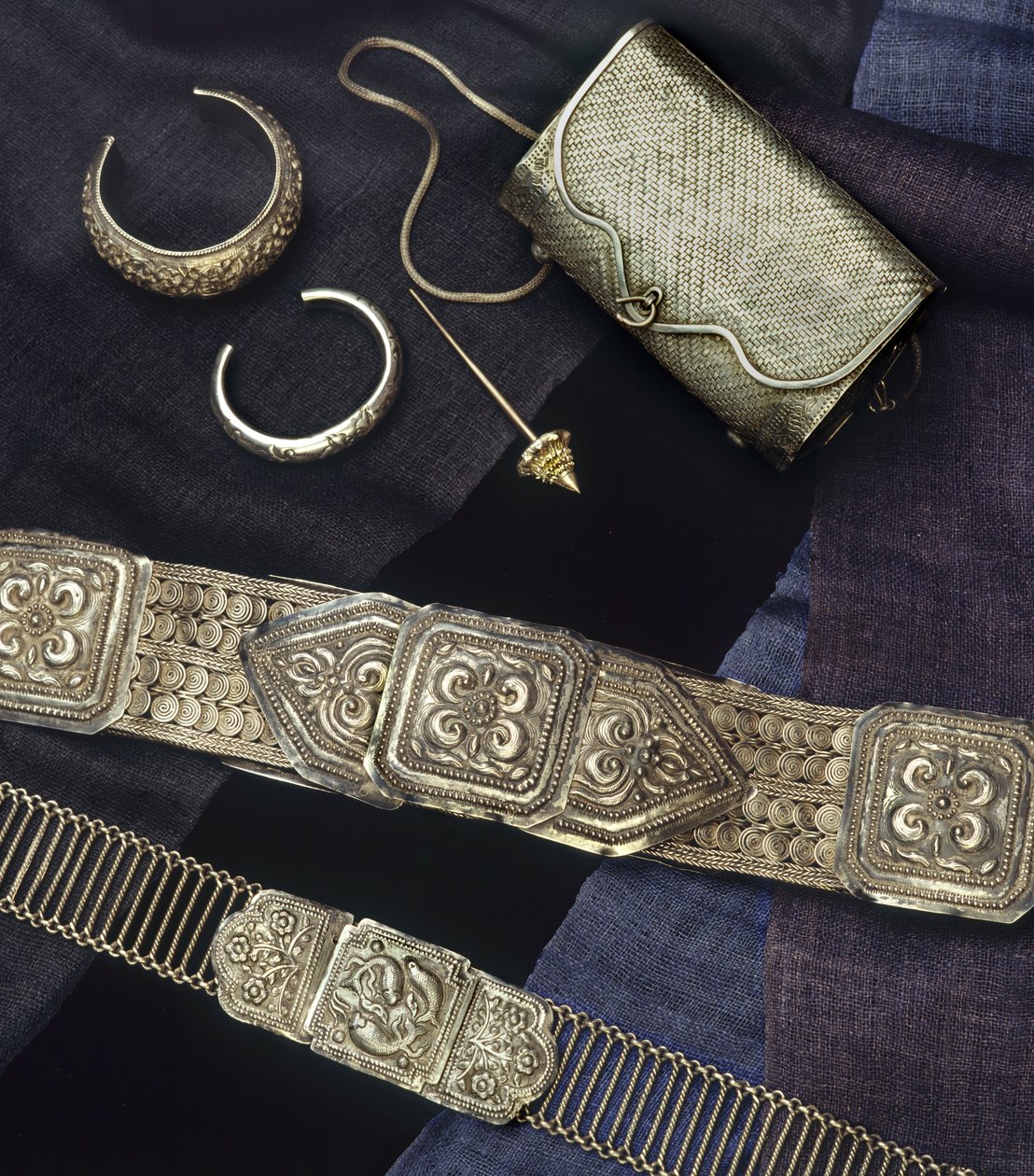 Schmuck, Geldbörse und Gürtel, Thailand von Thai School