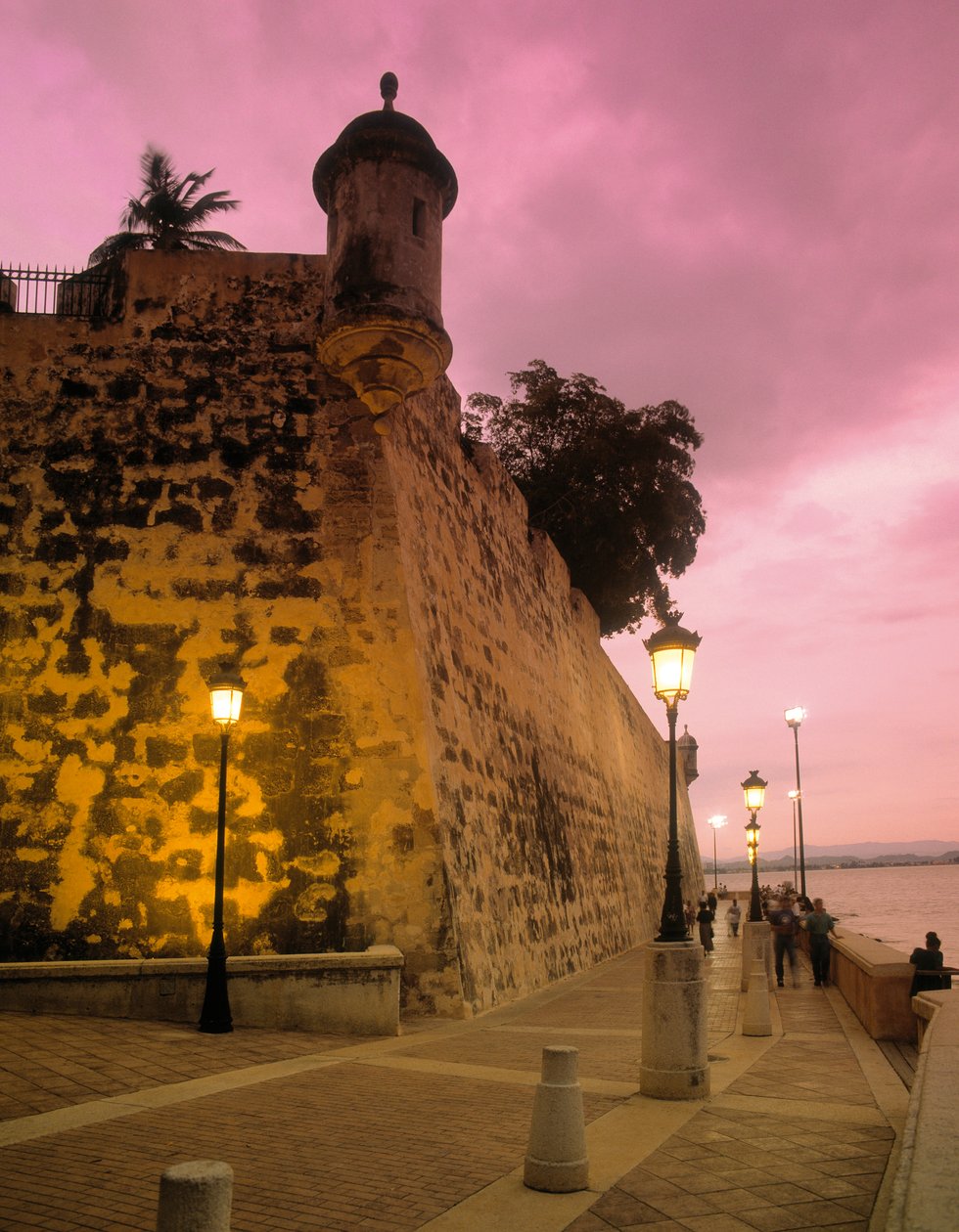 La Fortaleza und Paseo de la Princesa von Unbekannt Unbekannt