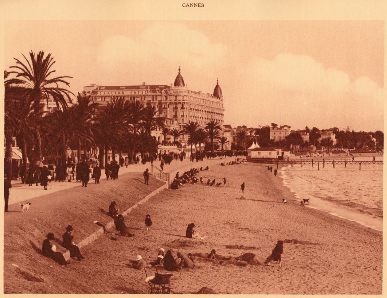 Croisette-Promenade - Strand und Casino, Cannes, 1930 von Unbekannt