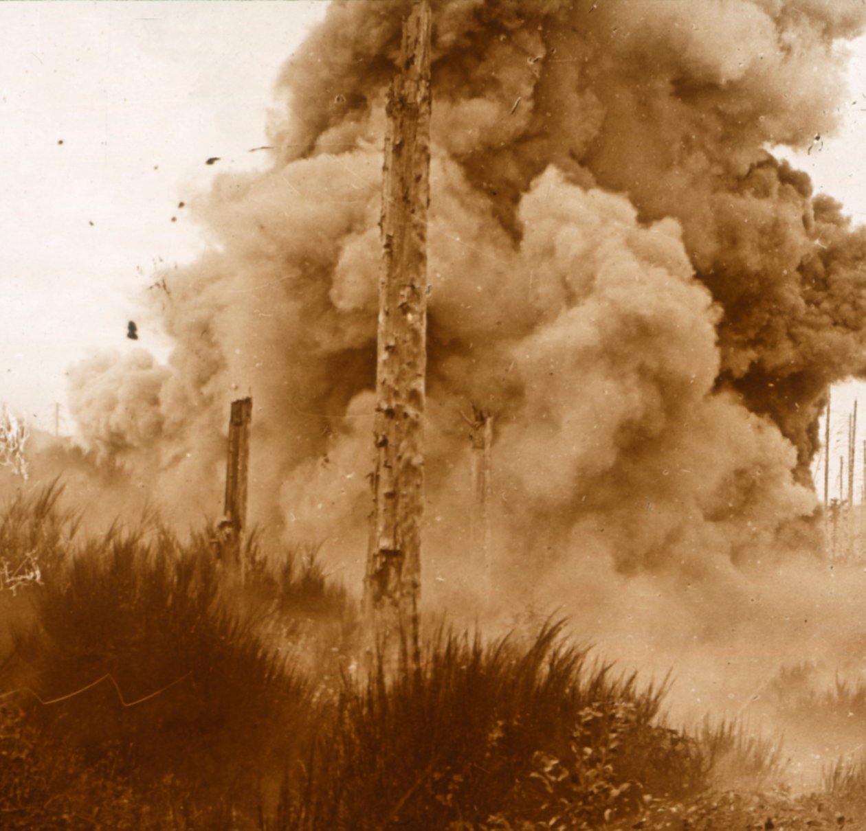 Explosion einer Mine, Vogesen, Ostfrankreich, ca. 1914-1918 von Unbekannt