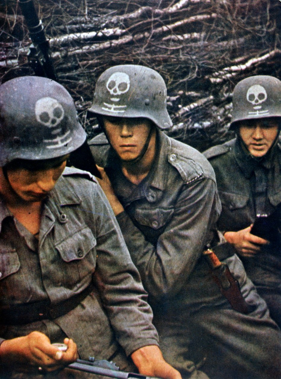 Finnische Soldaten eines Infanterieregiments, 1943 von Unbekannt