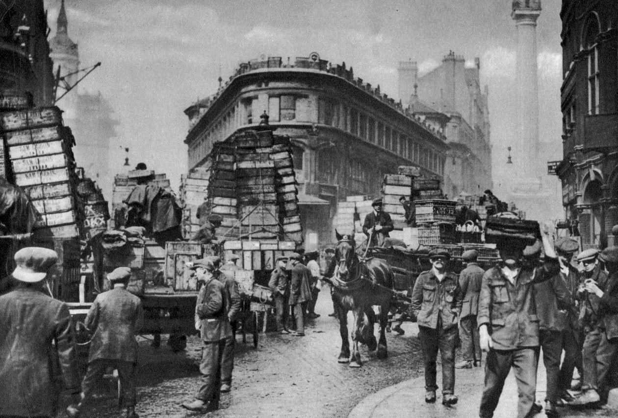 Fischträger in Billingsgate, London, 1926-1927 von Unbekannt