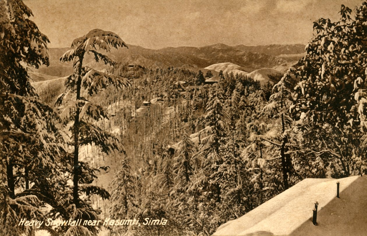 Starker Schneefall in der Nähe von Kasumti, Simla, ca. 1918-1939 von Unbekannt
