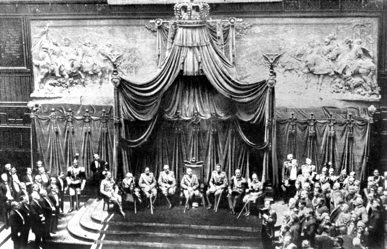 Im Palast des Senats, Rom, 1926 von Unbekannt