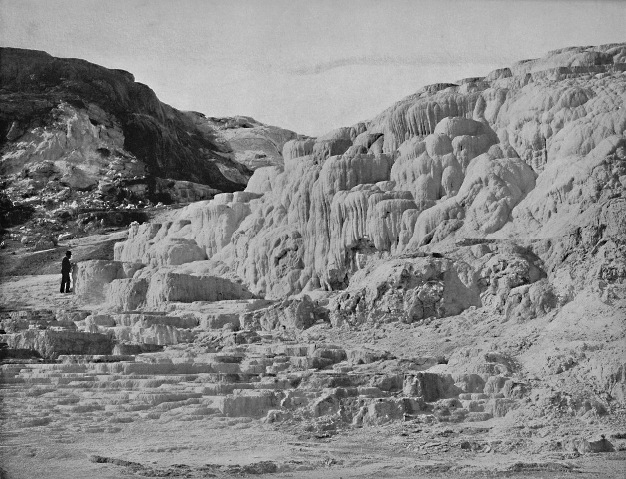 Minerva Terrace, Yellowstone Park, um 1897 von Unbekannt