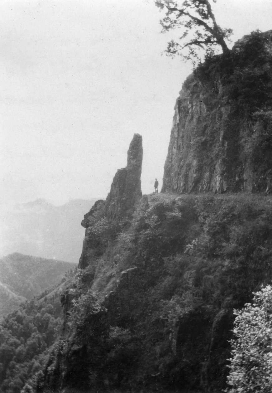 Berge zwischen Kalsi und Chakrata, Indien, 1917 von Unbekannt