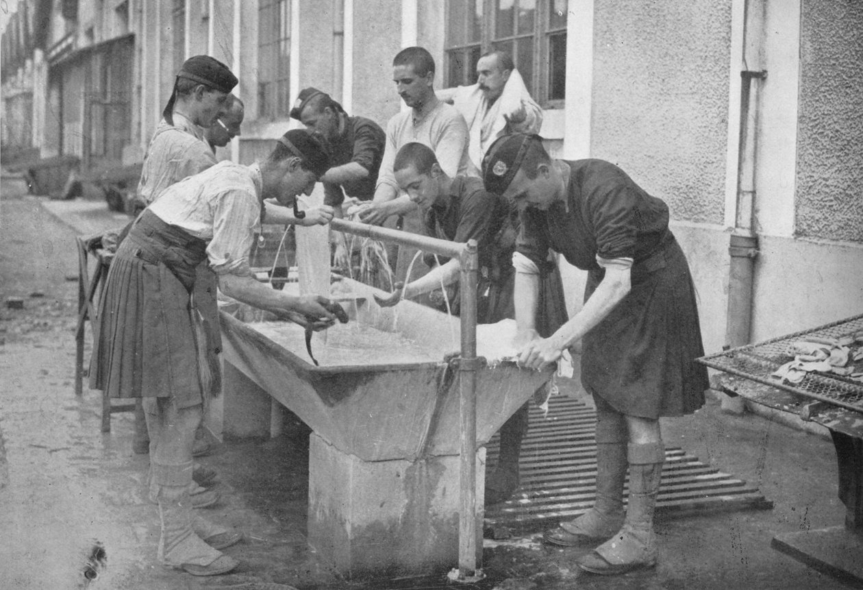 Die Morgentoilette auf dem Kontinent, 1914 von Unbekannt