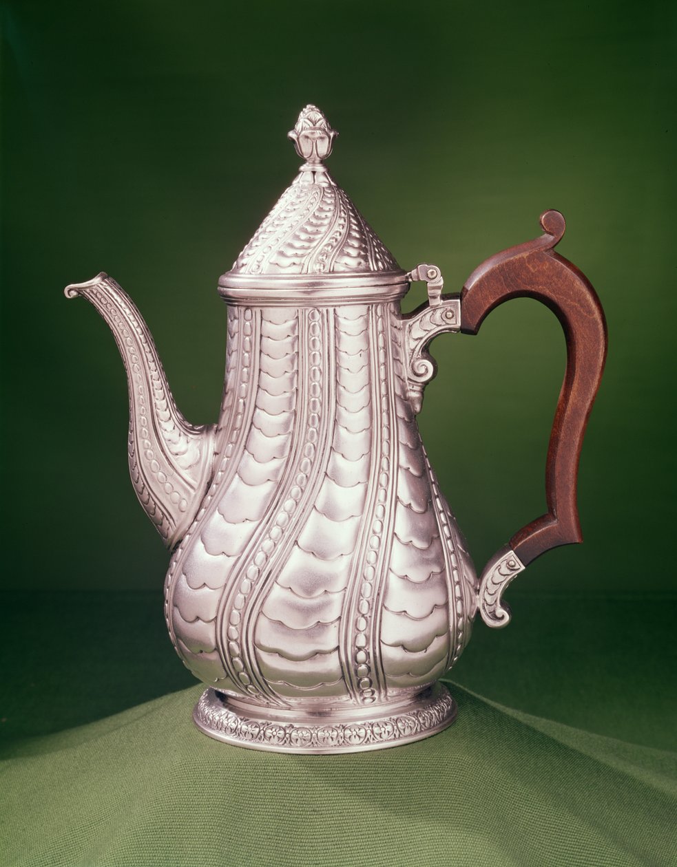 Kaffeekanne von Paul de Lamerie, um 1745 von Unbekannt Unbekannt