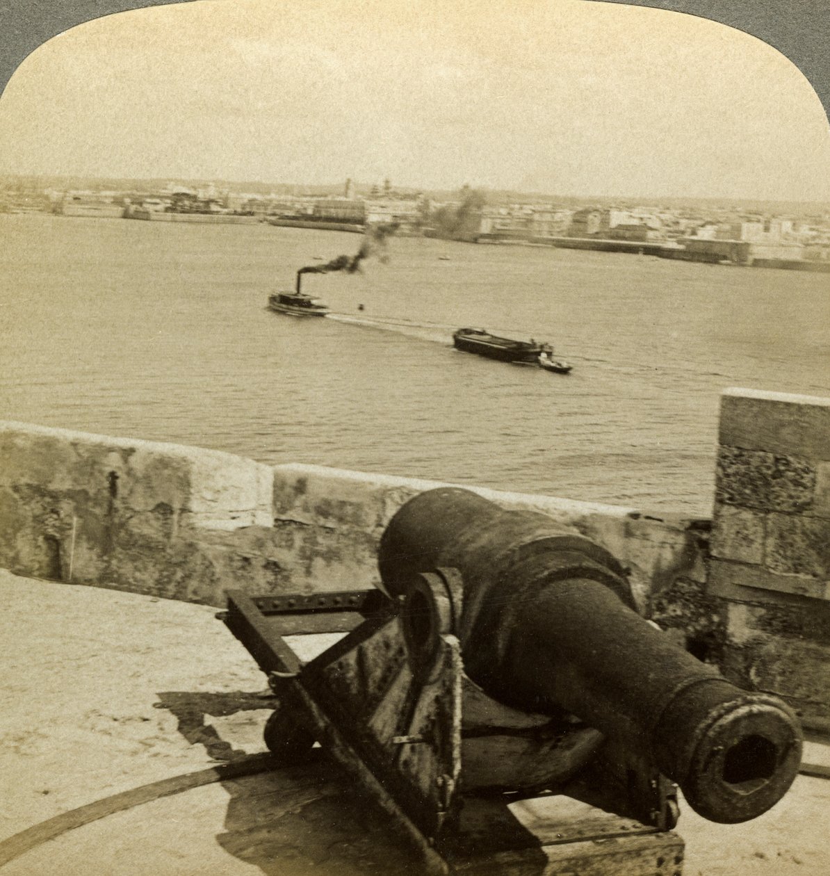 Kanone, Morro Castle, Havanna, Kuba von Underwood and Underwood