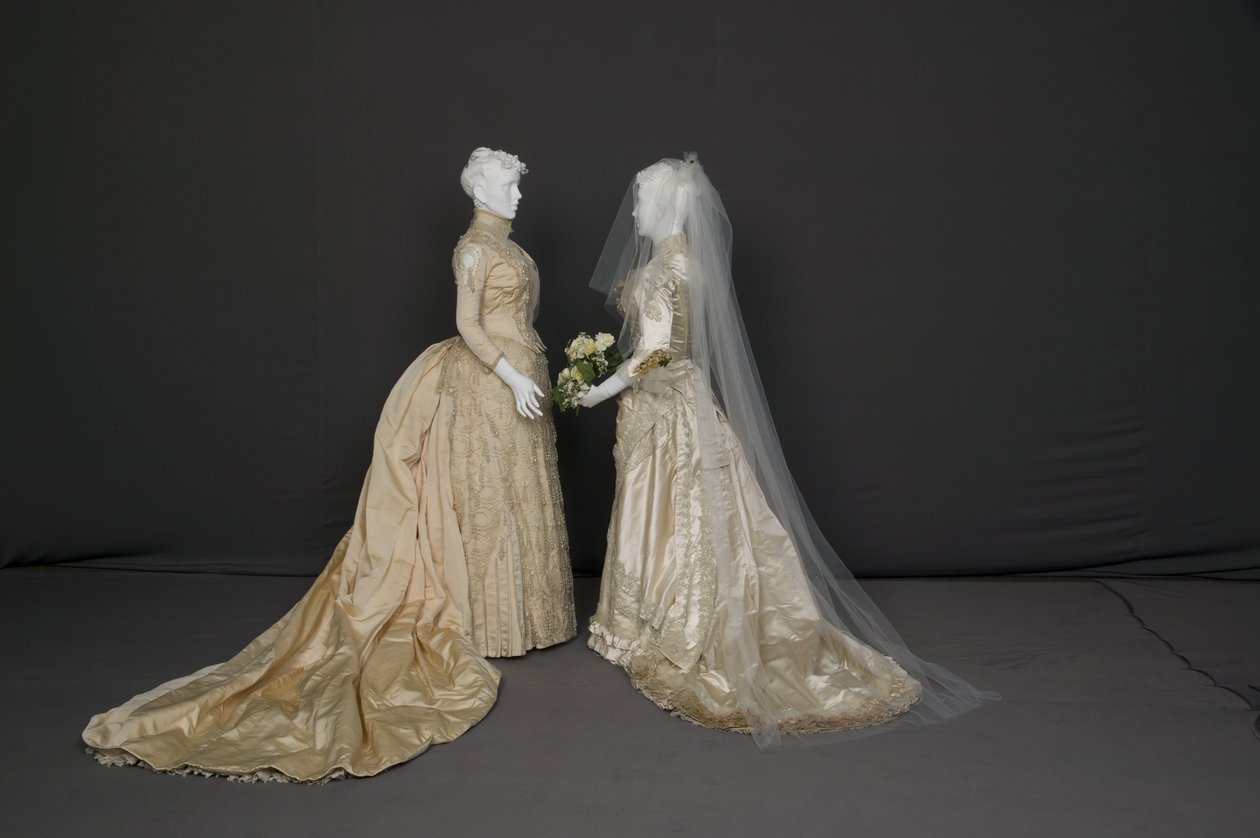 Hochzeitskleider von Unknown artist