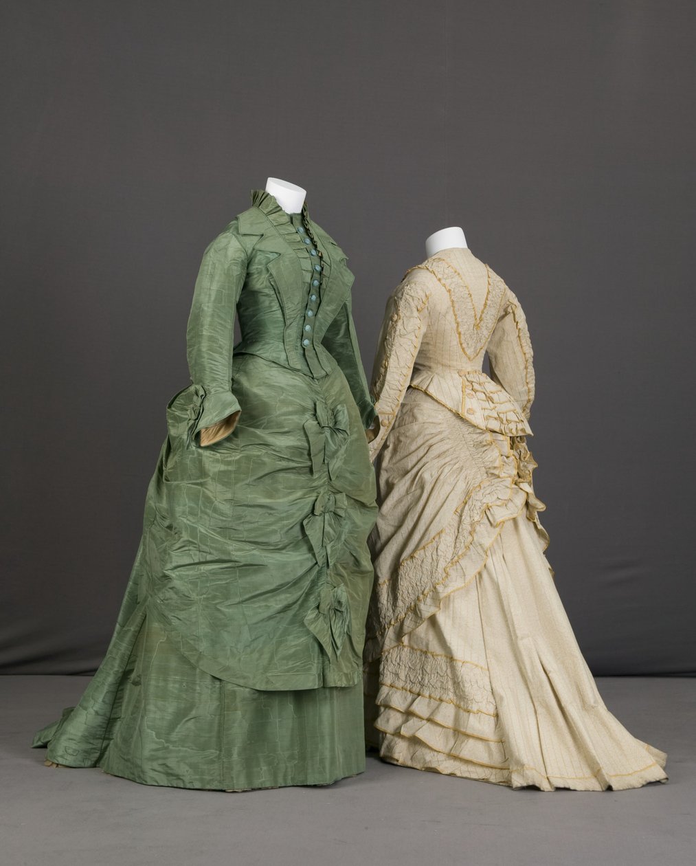 Aussteuerkleid von Unknown artist