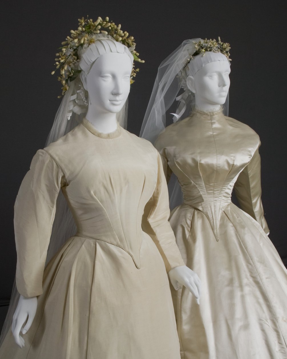 Hochzeitskleider von Unknown artist