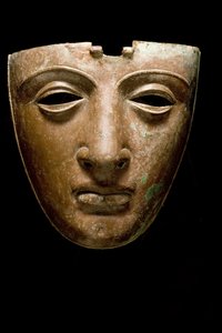 Helmgesichtsmaske