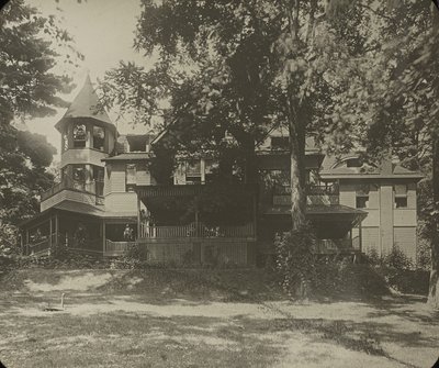 Oaklawn House, (Ostseite) von Alfred Stieglitz