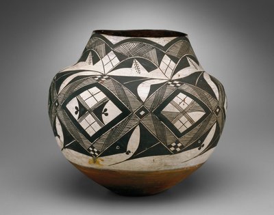 Olla, Haaku, Acoma Pueblo von American School