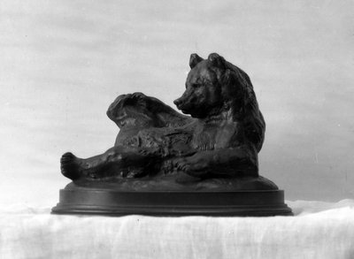 Sitzender Bär, modelliert 1833 von Antoine Louis Barye