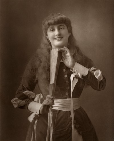 Britische Schauspielerin Alice Atherton in Oliver Grumble von Barraud