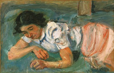 Junge Frau, die im Gras liegt von Chaim Soutine