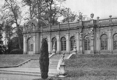 Die Orangerie von Charles Latham