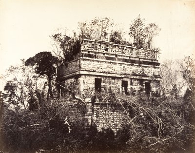 Das Gefängnis, in Chichen-Itza, 1857-89 von Désiré Charnay