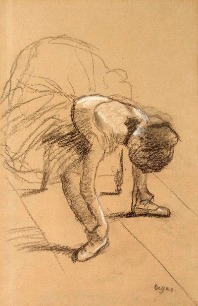 Sitzende Tänzerin, die ihre Schuhe anpasst, ca. 1876 von Edgar Degas